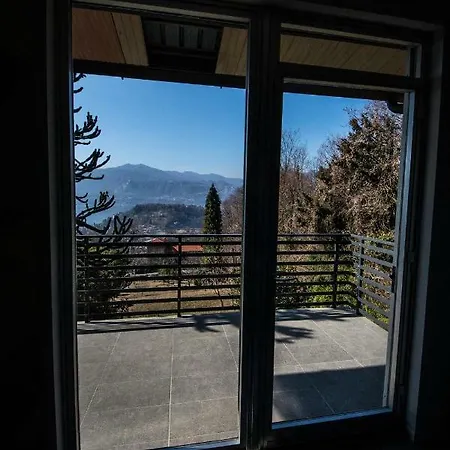 Prázdninový dům La Casa Rossa Orta Lake Miasino