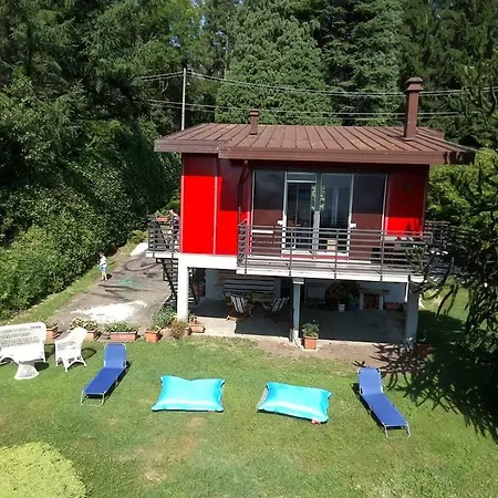 La Casa Rossa Orta Lake